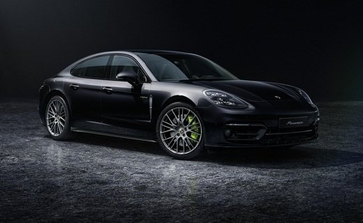 Официально новый Porsche Panamera Platinum Edition будет представлен 17 ноября на автосалоне в Лос-Анджелесе