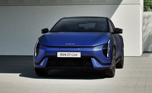 Компания Kia EV4 официально представила свою новую модель - Kia EV4, которая будет доступна в виде седана и хэтчбека