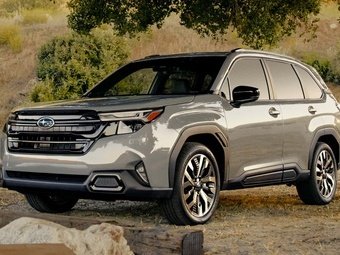 Компания Subaru представила на автосалоне в Лос-Анджелесе (США) кроссовер Forester нового поколения