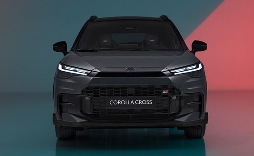 В Европе появился обновлённый кроссовер Toyota Corolla Cross, в том числе в исполнении GR Sport
