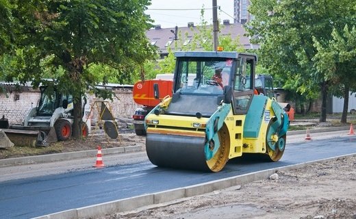 В Краснодаре продолжается ремонт дорог в рамках национального проекта "Безопасные качественные дороги"