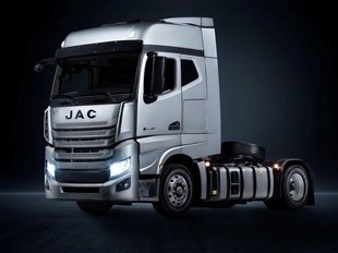 В России приостановили продажи грузовиков Dongfeng, Foton, XCMG и JAC