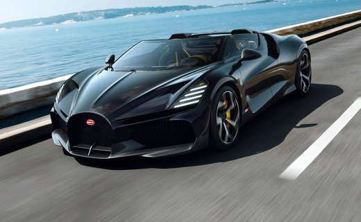 Компания Bugatti представила новейший 1600-сильный родстер Mistral за 5 млн евро