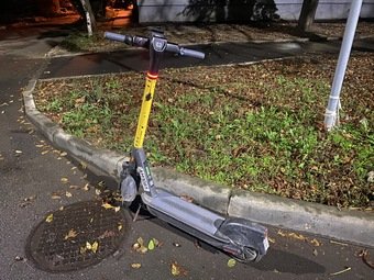 С 1 марта на Кубани начнут штрафовать за неправильную парковку электросамокатов: до 100 тысяч рублей