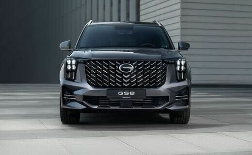 Компания GAC привезла в Россию обновлённый кроссовер GAC GS8 в комплектации GL