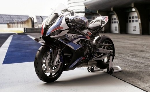 Первый в истории BMW Motorrad мотоцикл с индексом М обойдётся в 2 645 000 рублей