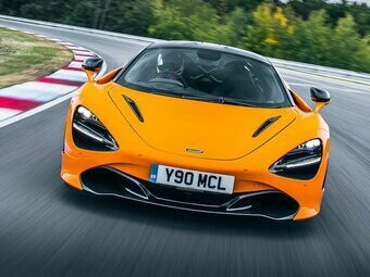 Суперкар McLaren 720S взорвался на трассе в Подмосковье