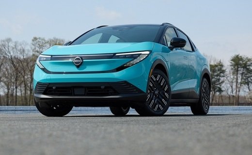 Компания Nissan официально представила электромобиль Leaf третьего поколения