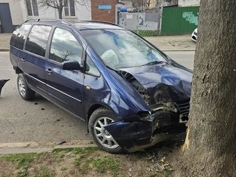 Двое детей пострадали в ДТП с тремя автомобилями в Краснодаре