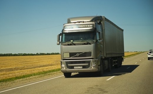 В Краснодарском крае на трассах А-146 и А-147 до 15 сентября запретили проезд грузовых автомобилей