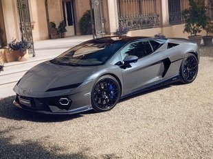 Компания Lamborghini представила особую версию суперкара Temerario