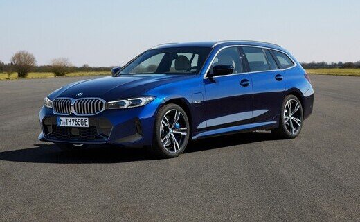 BMW 3 Серии 2023 модельного года изменились больше внутри, чем снаружи