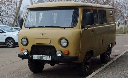 На российском рынке резко упали продажи моделей УАЗ