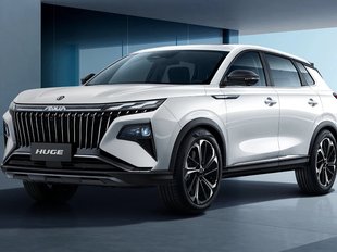 В России стартовали продажи кроссовера Dongfeng Huge