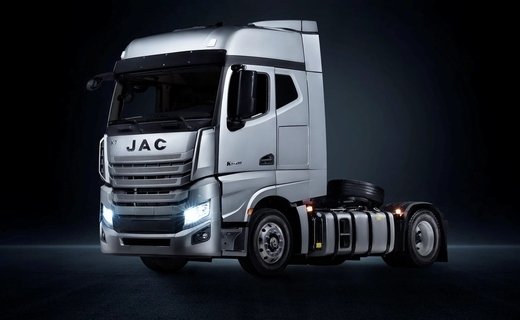 Росстандарт объявил о приостановке продаж в России китайских грузовиков Dongfeng, Foton, XCMG и JAC