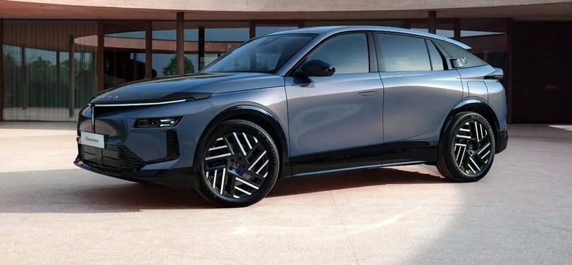 Представлен новый компактный кроссовер Lancia Gamma