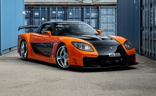 Автомобиль Mazda RX-7, ставший одним из героев фильма "Тройной форсаж: Токийский дрифт", ушёл с аукциона за 1,2 млн долларов