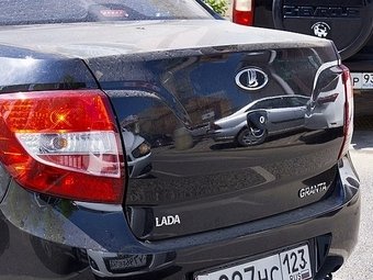 Продажи отечественной «Лады» в апреле рухнули на треть