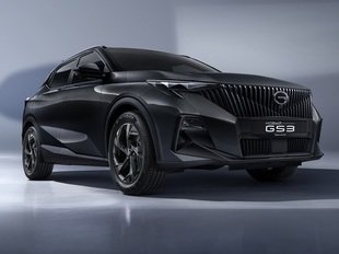 Кроссовер GAC GS3 стал доступен в черном глянце