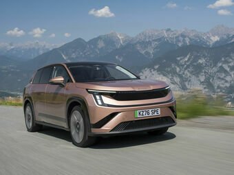 Škoda Peaq получил звание лучшего крупного внедорожника на премии News UK Motor Awards