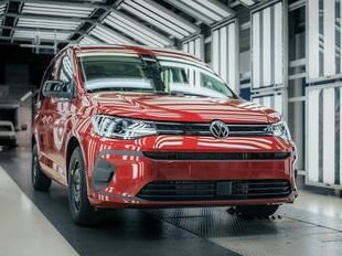 Обновленный Volkswagen Caddy начал сходить с конвейера в Познани