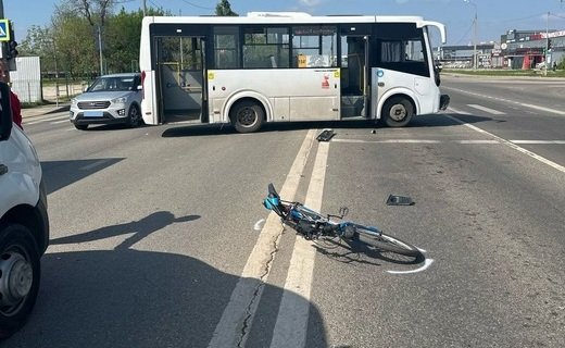 ДТП с участием несовершеннолетнего велосипедиста произошло в Краснодаре днём 22 апреля