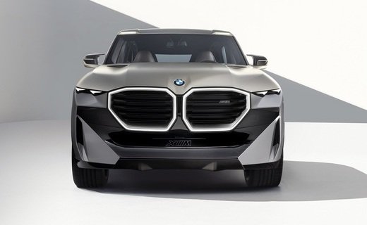 Серийная версия BMW XM будет доступна только в виде подключаемого гибрида