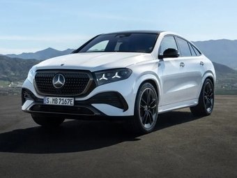 Компания Mercedes представила сразу четыре обновленных кроссовера