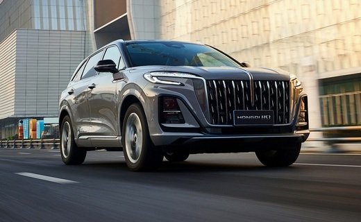 Китайская компания Hongqi представила на домашнем рынке гибридную версию кроссовер HS3 - HS3 PHEV Jinwei Plus