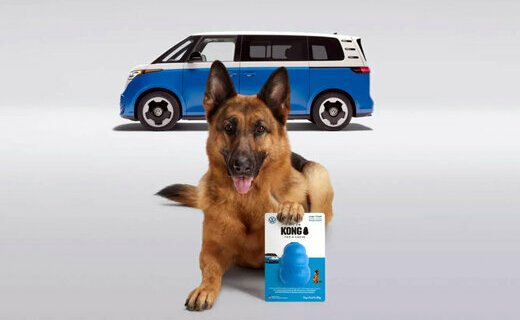 Компании Volkswagen и KONG объединились для создания ограниченной серии игрушек для собак