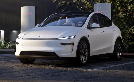 Компания Tesla обновила самый продаваемый в мире электромобиль - кроссовер Model Y