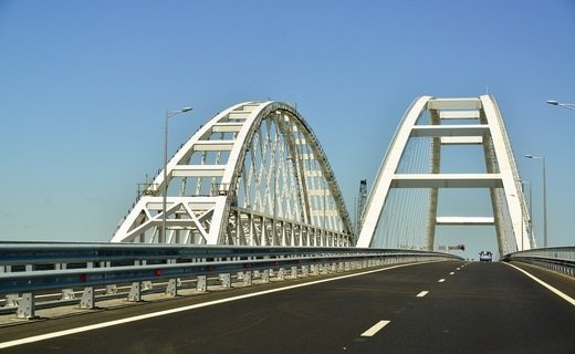 Первым, 23 декабря, по Крымскому мосту пройдёт пассажирский поезд "Санкт-Петербург - Севастополь"