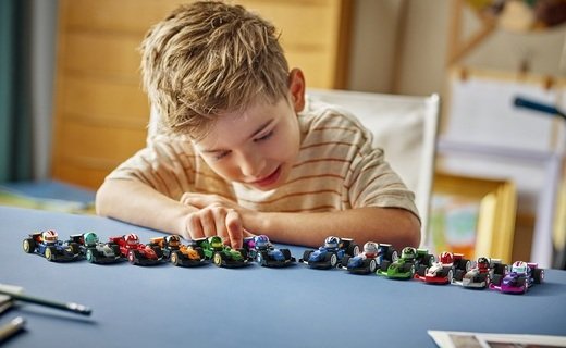 Чемпионат "Формула 1" и производитель конструктора Lego объявили об очередном сотрудничестве