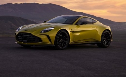 Компания Aston Martin обновила суперкар Vantage - изменились экстерьер и интерьер, а двигатель стал более мощным