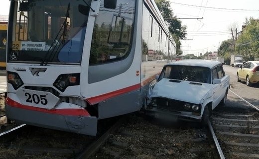 ДТП произошло 2 сентября на пересечении улиц Стасова и Новой