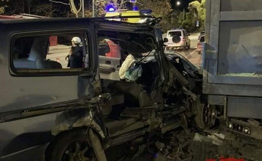 ДТП произошло в ночь с субботы на воскресенье 12 декабря, в Лазаревском Сочи на Мамайском перевале на Батумском шоссе