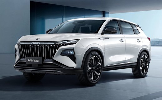 В России стартовали продажи китайского кроссовера Dongfeng Huge по цене от 2 990 000 рублей