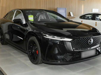 В России почти официально продают модель Mazda EZ-6 на замену "шестерке"