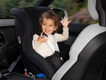 Путин увеличил штрафы за нарушение правил перевозки детей