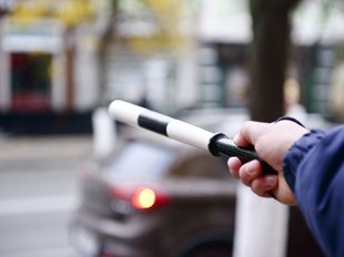 В субботу, 31 октября, в центральной части Краснодара введут временные ограничения на движение транспорта по улице Гоголя