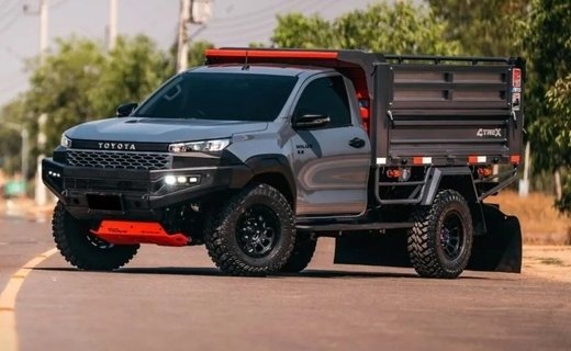 В Таиланде представили новейший саморазгрузающийся самосвал Hilux Travo, созданный на базе пикапа Hilux