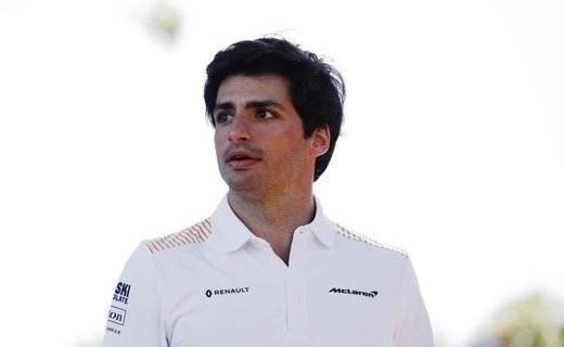 26-летний испанский гонщик, ныне выступающий за McLaren, будет гонять за Scuderia Ferrari в течение двух лет