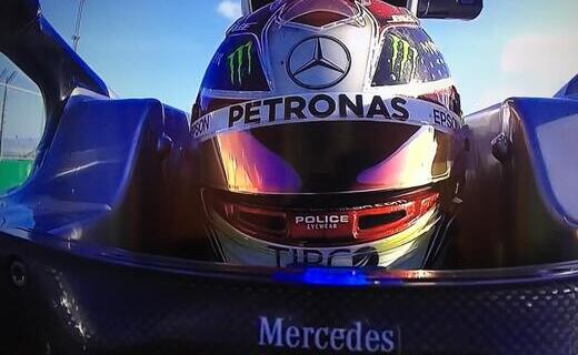Пилот команды Mercedes Льюис Хэмилтон стал победителем очередного этапа чемпионата "Формула 1".