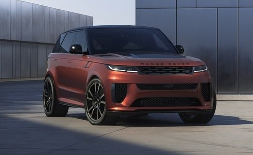 Компания Land Rover подготовила для Monterey Car Week новую версию внедорожника Range Rover Sport - SV Carbon