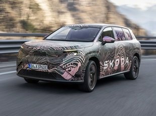 Skoda показала свой новый большой семиместный кроссовер Peaq