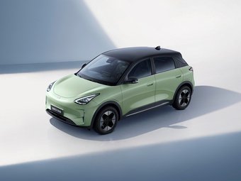 Geely EX2: компактный электромобиль готовится к выходу на российский рынок