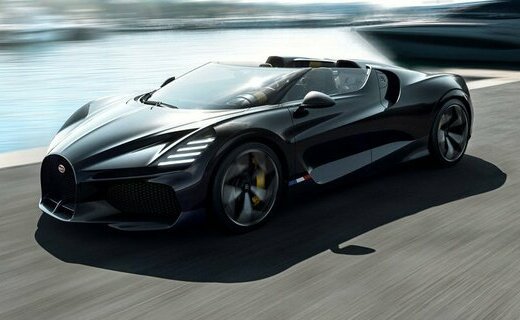 СМИ сообщают, что Bugatti Mistral, ставший первым за 13 лет авто марки, поставленным на учёт в России, купил Тимати