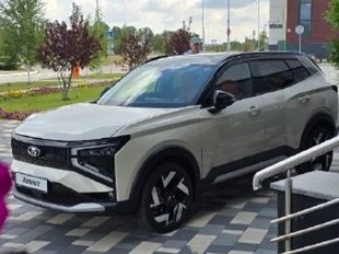 В Тольятти АвтоВАЗ показал серийный вариант Lada Azimut