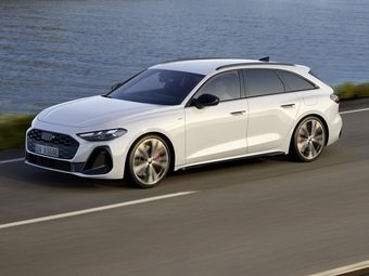 Новый Audi A5 получил гибридную версию e-hybrid quattro