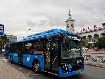 В Сочи на городские маршруты начали выходить 37 новых автобусов